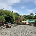 A La Ferme Avec Piscine *
