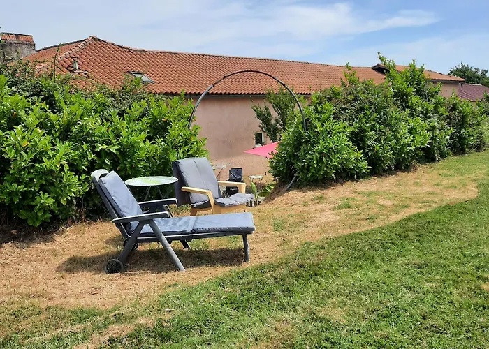 à La Ferme Avec Piscine *