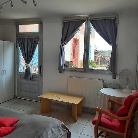 A La Ferme Avec Piscine Tatil Evi Bernadets-Debat